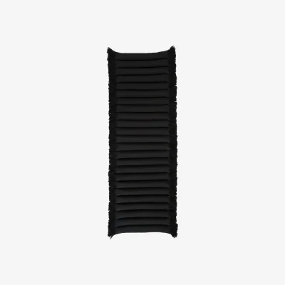 Nordic Nest Garden Glory Garden Glory cushion with fringes Black black fringe 38x120 cm