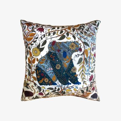 Wolf & Badger Green Australian Nature Silk Cushion One Size Un Poco