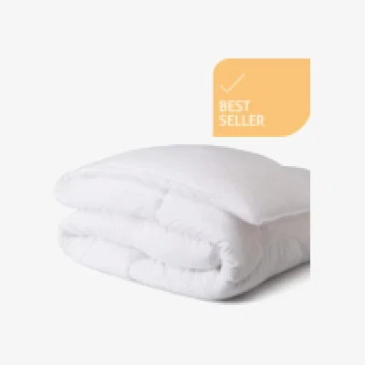 Knees The Fine Bedding Company Spundown Four Seasons Synthetic Duvet - Double
