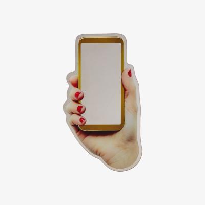 Amara Seletti - Selfie Shaped Mirror