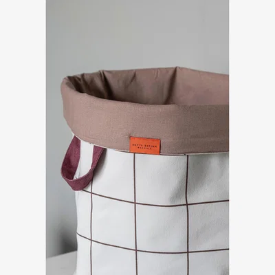 Nordic Nest Mette Ditmer Mesh laundry basket Ø40x50 cm Brown-Off-white
