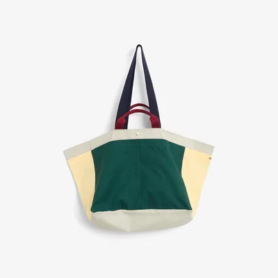 Nordic Nest HAY Weekend Bag Organic bag M Dark green multi