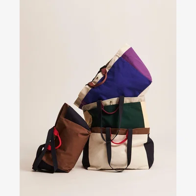 Nordic Nest HAY Weekend Bag Organic bag S Electric blue multi