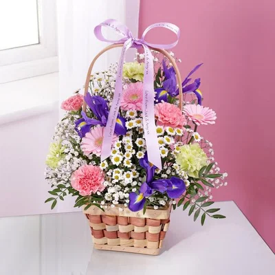 The Range Chequered Gift Basket and Personalised Ribbon - Pink