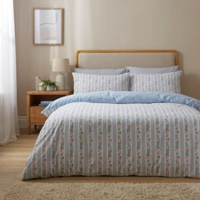 Dunelm Avery Floral Polycotton Duvet Cover & Pillowcase Set
