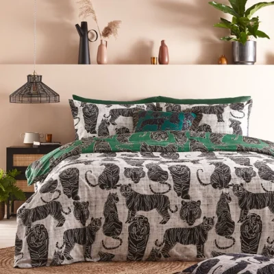 Dunelm furn. Wildcat Duvet Cover Set Jungle Green Green