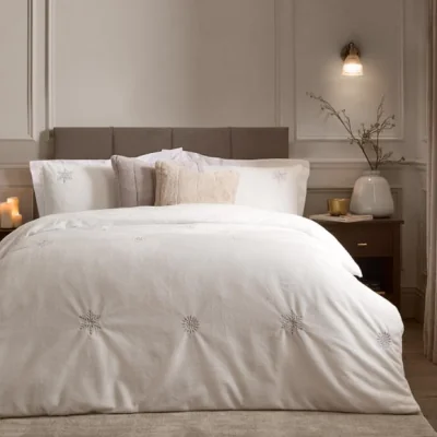 Dunelm Paoletti Frosted Snowflake Duvet Cover & Pillowcase Set