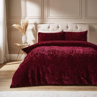 Dunelm Lusture Pinsonic Duvet Cover & Pillowcase Set
