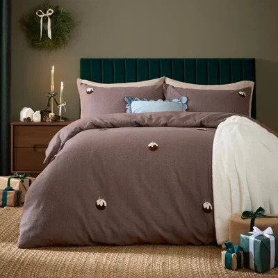 Dunelm Furn. Christmas Puddings Tufted 100% Brushed Cotton Duvet Cover & Pillowcase Set