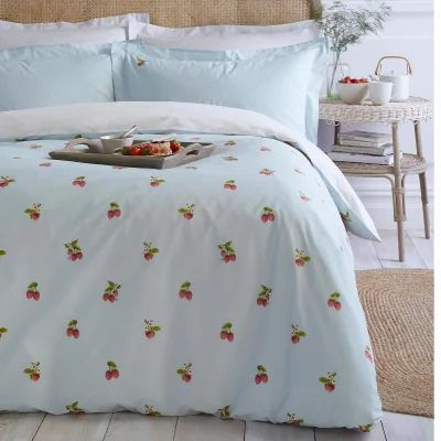 French Bedroom Strawberry Bed Linen Set by Sophie Allport (Pair of Oxford Pillowcases)