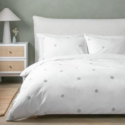 Habitat Habitat Tufted Grey Polka Dot Bedding Set - Single