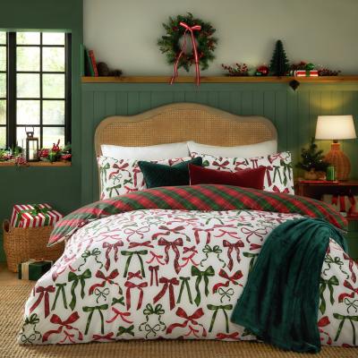 Habitat furn Nathalie Festive Bows Berry White Bedding Set-King size