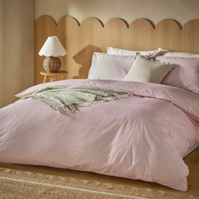 Habitat Habitat Oxford Edge Stripe Blush Bedding Set - Superking