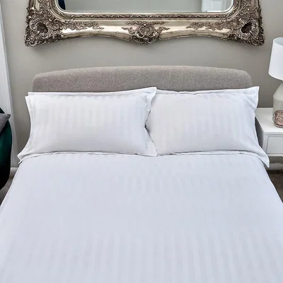 Homebase The Willow Manor Egyptian Cotton Sateen 300 Thread Count Super King Duvet Set Woven Stripe - Glacier White