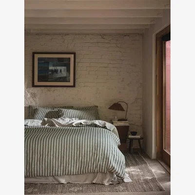 John Lewis Piglet in Bed Pembroke Stripe Linen Blend Bedding, Fern Green/Oatmeal