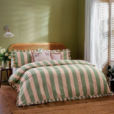 La Redoute Birdie Stripe Ruffle Duvet Set