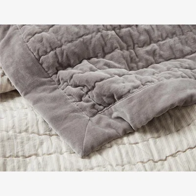 Loaf Easy Squish Velvet Quilt in Grey