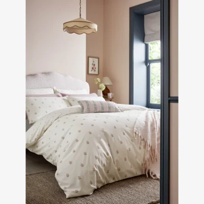 Downtown Laura Ashley Harthill Daisy Duvet Set - Raspberry Pink - King