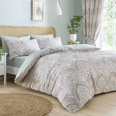 Downtown Dreams and Drapes Palais Duvet Set - Green - King