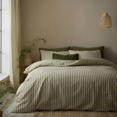 Downtown Pineapple Elephant Cotton Rich Woven Stripe Duvet Set - Green - King