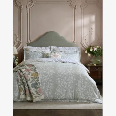 Downtown Historic Royal Palaces Tudor Trail Duvet Set - Sage - King