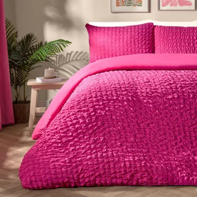 The Range OHS Seersucker Duvet Set - Hot Pink / 1.27kg
