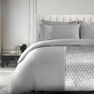The Range Soft Touch Geometric Duvet Set - Silver / Single