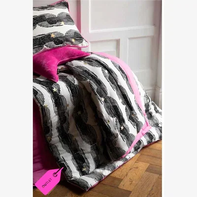 Rockett St George Hot Pink & Gold Star Print Reversible Quilt in King-Size - DISCONTINUED