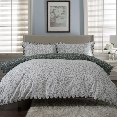 The Range Ashling Garden 100% Cotton Duvet Set - Green