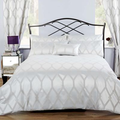 The Range Vantona Verona Jacquard Quilt Cover Set - Silver / King