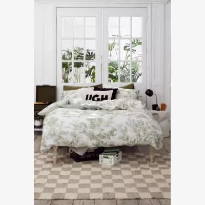 Urban Outfitters Frog Toile Duvet Set - Green SINGLE at Urban Outfitters