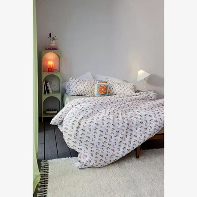 Urban Outfitters Ada Floral Duvet Set - White King at Urban Outfitters