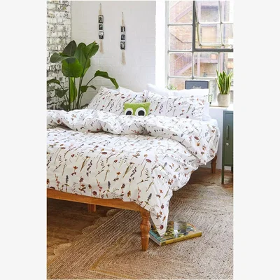 Urban Outfitters Pressed Flower Duvet Set - Assorted DOUBLE at Urban Outfitters
