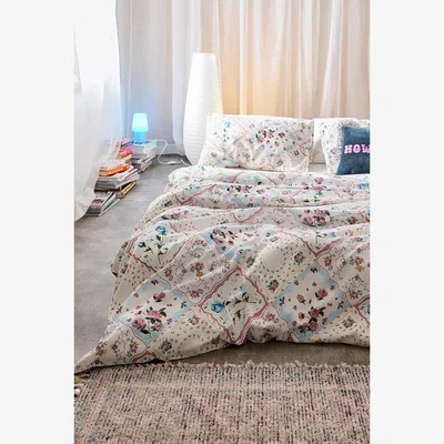 Urban Outfitters Vintage Scarf Print Duvet Set - Pink Double at Urban Outfitters