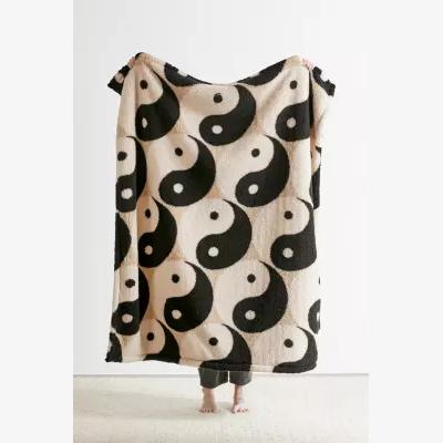 Urban Outfitters Urban Outfitters Yin & Yang Fleece Blanket - Black/White ALL
