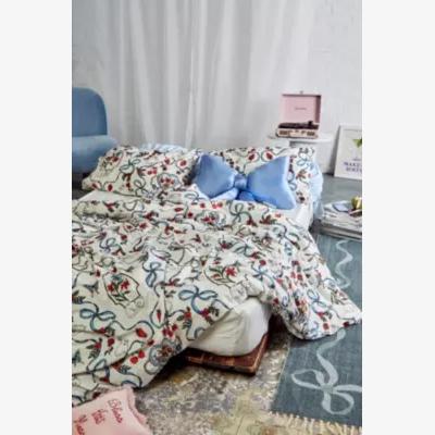 Urban Outfitters Mariya Duvet Set Double at Urban Outfitters