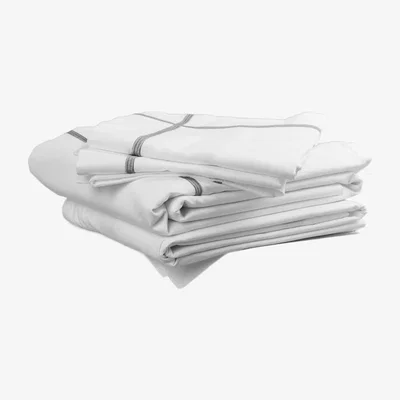 Wolf & Badger Grey / White Cross Border 400 Thread Count Bedlinen Set Uk King Uk King Tielle Love Luxury by Tradelinens