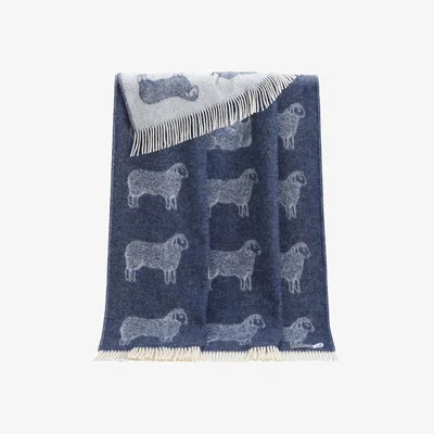 Wolf & Badger Blue / White Denim Blue Sheep Wool Thow J. j.textile