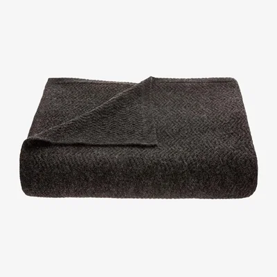 Wolf & Badger Black Wave Knitted Blanket - Charcoal Tuwi