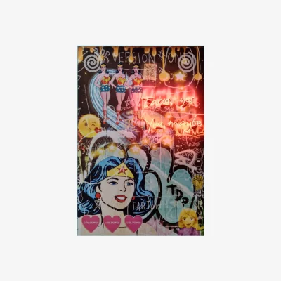 Andrew Martin Wonder Woman, Bed, 122cm x 182cm, Blue/Multicoloured/Red - Andrew Martin