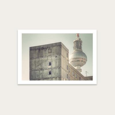 Bombinate.com Platte 01 Art Print Unframed