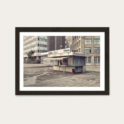 Bombinate.com Oase Art Print Black Frame