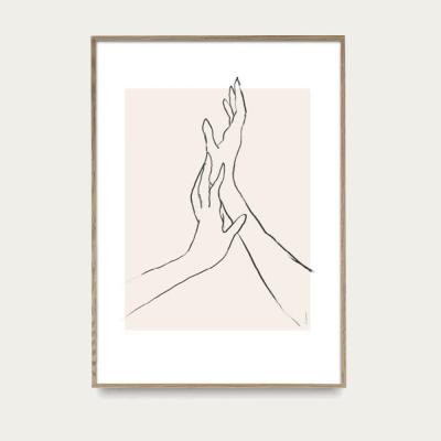 Bombinate.com Hands 01