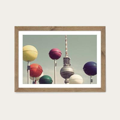 Bombinate.com Kugeln 02 Art Print Oak Frame