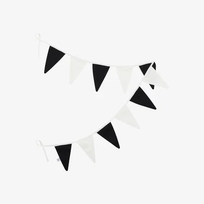 Dunelm Ickle Bubba Mono Mountains Bunting Black/white