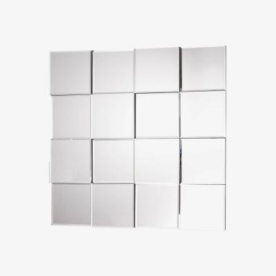 Knees Shirley Medium Square Wall Mirror - Silver