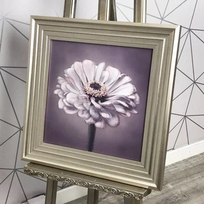 Pagazzi Dahlia 2 Liquid Art with Champagne Frame 40x40cm