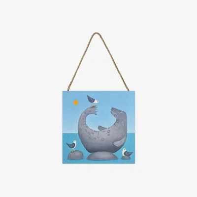 The Range Ailsa Black (Born To Fish) Wooden Block - White