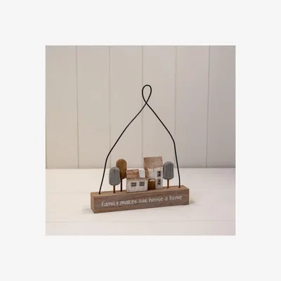 The Range Wooden Hanging 'Family Makes Our House a Home' White House and Neutral - Brown