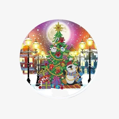The Range Hanging Round Christmas Scene Diamond Painting Kit - Multi
